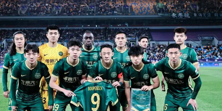 梅开二度，吉拉西当选多特vs比利亚雷亚尔全场最佳